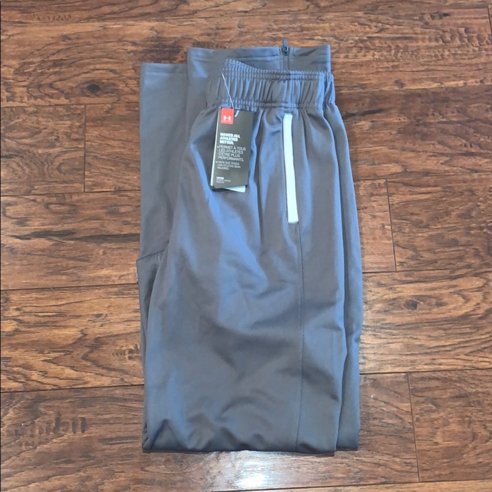 Ladies Under Armour Warm-Up Pants NWT